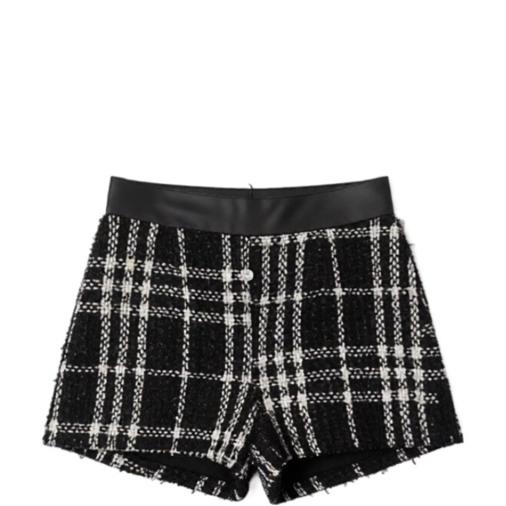 Plaid Black and White Women Shorts